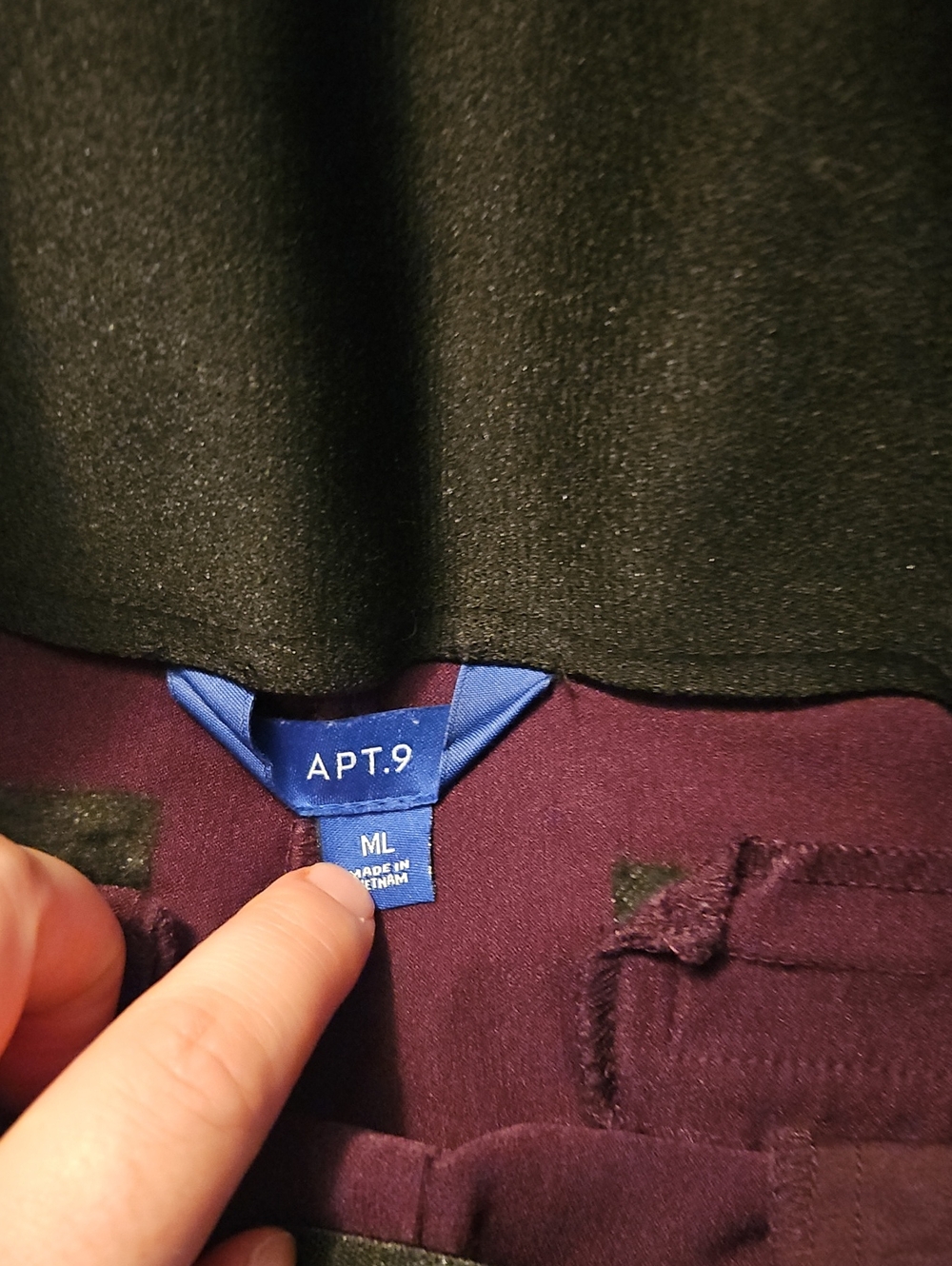 Apt. 9 Women’s Boot Cut Pants in Plum with Black Waistband